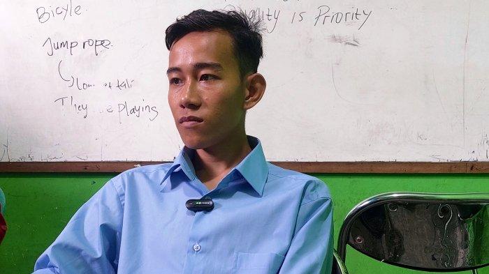 Pilpres 2024 yang memunculkan sosok Gibran Rakabuming Raka sebagai Calon Wakil Presiden RI menjadi berkah tersendiri bagi Farid Bardiansyah Putra. Farid Bardiansyah Putra (23) adalah seorang pekerja serabutan asal Kelurahan Sungai Baru, Kecamatan Mentok, Kabupaten Bangka Barat, Provinsi Bangka Belitung.