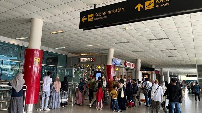 Situasi di Bandara Depati Amir Pangkalpinang, Jumat (19/4/2024)