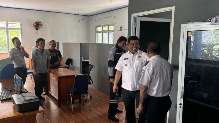 Pj Bupati Bangka Sidak di Kanfor Dishub, Minta Pegawai Ciptakan Suasana ...