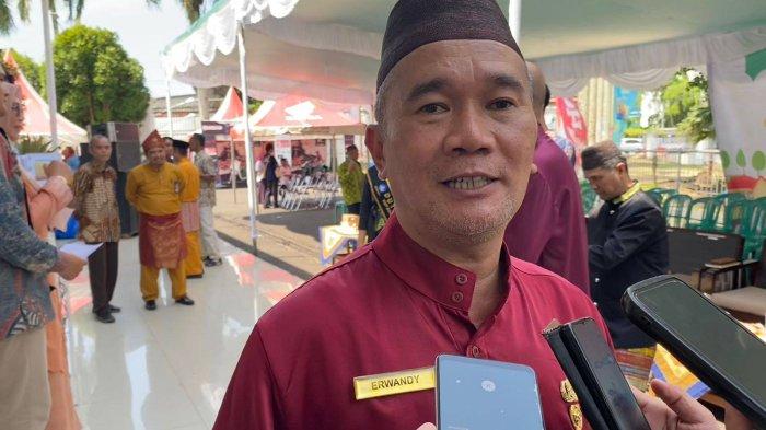 Kepala Dinas Pendidikan dan Kebudayaan (Dindikbud) Kota Pangkalpinang, Erwandy