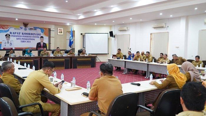 Pemerintah Kota (Pemkot) Pangkalpinang menggelar Coffee Morning yang dilanjutkan dengan Rapat Koordinasi Percepatan Penurunan Stunting Tingkat Kota Pangkalpinang, yang dipimpin langsung oleh Penjabat (Pj) Wali Kota Pangkalpinang, Budi Utama, Senin (7/10/2024).