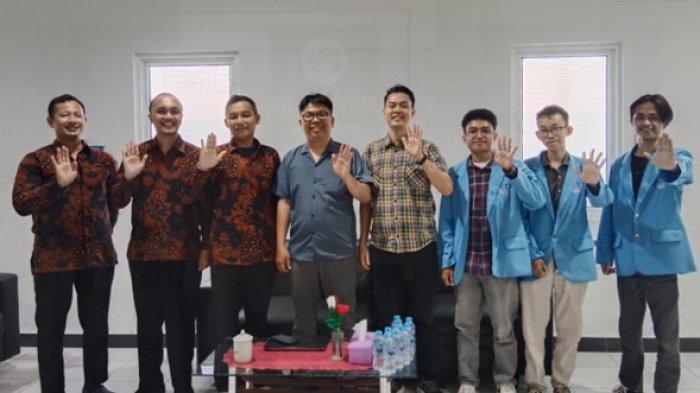 Tim peneliti UBB melakukan kunjungan ke ISB Atma Luhur