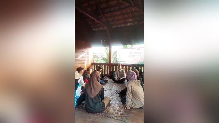 Pelaksanaan agenda Jejak Pemuda yang digelar Komunitas Yo' Kawa Babel, pada peringatan Sumpah Pemuda (28/10/2024) kemarin. 