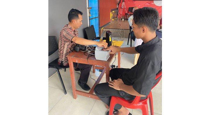 Lembaga Pembinaan Khusus Anak (LPKA) Pangkalpinang mengadakan perekaman Kartu Tanda Penduduk Elektronik (e-KTP) bagi Anak Binaan, Jumat (1/11/2024)/IST Humas LPKA 