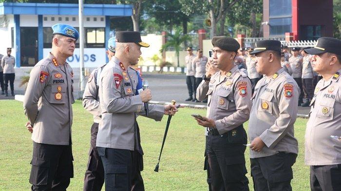 APEL PAGI -- Kapolda pimpin apel pagi di Mapolda Babel, Rabu (9/4/2025).