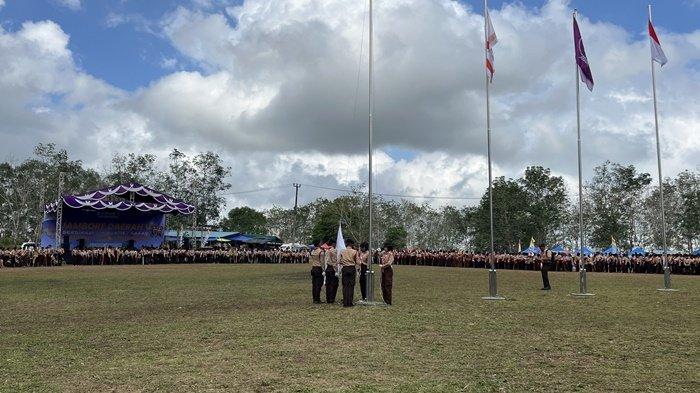 JAMDA V PRAMUKA BABEL DIBUKA -- Pembukaan Jambore Daerah (Jamda) V Pramuka Bangka Belitung ( Babel ), yang digelar di Bumi Perkemahan Depati Amir, Desa Balun Ijuk, Kabupaten Bangka, Provinsi Kepulauan Bangka Belitung ( Babel ), Minggu (15/6/2025).