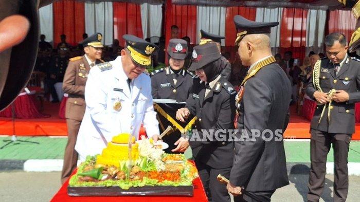 HUT BHAYANGKARA -- Perayaan HUT ke-79 Bhayangkara yang dilaksanakan Polda Babel, dihalaman Kantor Gubernur, Selasa (1/7/2025).