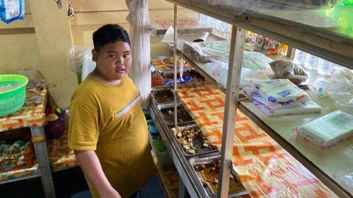 Gambar terkait Kisah Viral Zaki Bocah SD di Indramayu Hadapi Gugatan Kakeknya (dari Bing)