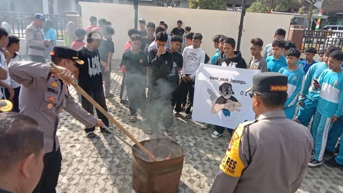 Polresta Pangkalpinang Bubarkan 6 Geng Motor, 7 Remaja Diamankan Usai Bentrok