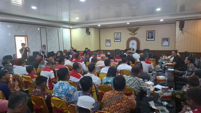 RPD ABPEDNAS - DPRD Provinsi Bangka Belitung menggelar RDP, bersama Abpednas Provinsi Bangka Belitung di ruang Badan Musyawarah, Kamis (24/7/2025).