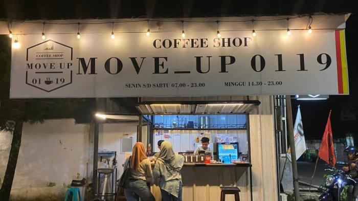 Coffee move. Бариста. Coffee move. Мува кофейня. Бариста.