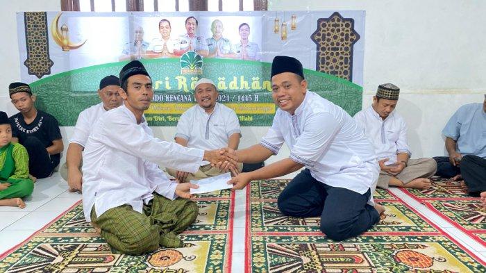 PT. Sawindo Kencana menggelar Safari Ramadhan di lima lokasi di Kabupaten Bangka dan memberikan bantuan CSR