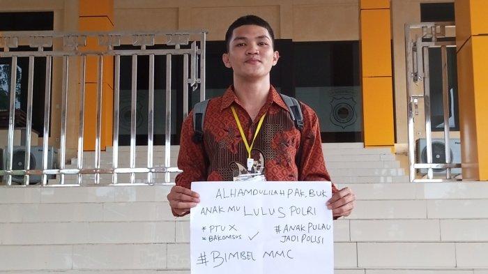 Pak, Bu Anakmu Lulus! Kisah Haru Rivaldi Syergil Anak Pulau Lolos ...