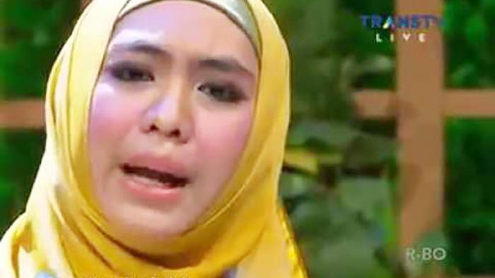 Oki Setiana Dewi Akui Dirinya Belum Pantas Disebut Ustadzah  