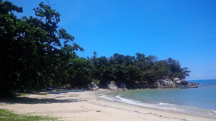 Pantai Teluk Uber. 