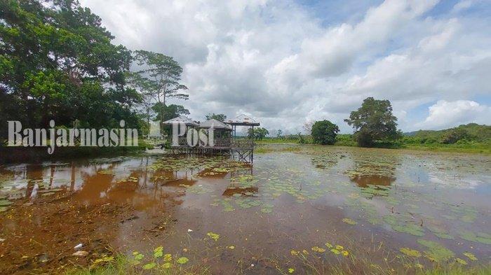 Inilah guntung alami di Desa Guntungbesar. Tempat ini menyajikan panorama yang masih natural dan apa adanya.