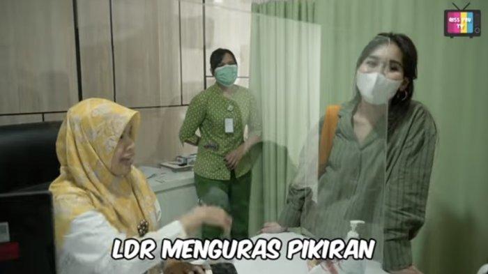 Ayu Ting Ting curhat kondisi kesehatannya pada dokter kala jalin hubungan jarak jauh dengan Lettu Muhammad Fardhana