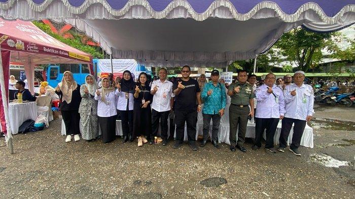 BKKBN Kalsel menggelar pelayanan keluarga berencana di Pasar Sentra Antasari Banjarmasin, Rabu (26/2/2025).
