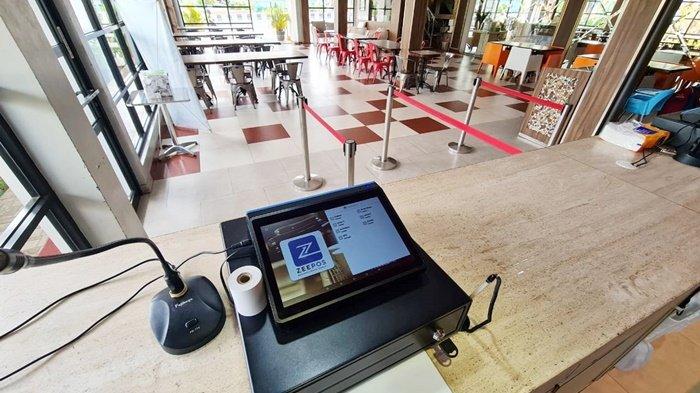 Badan Pengelolaan Pajak Dan Retribusi Daerah (BP2RD) Kota Banjarbaru memasang ratusan tapping box ini di mesin kasir di berbagai tempat usaha.