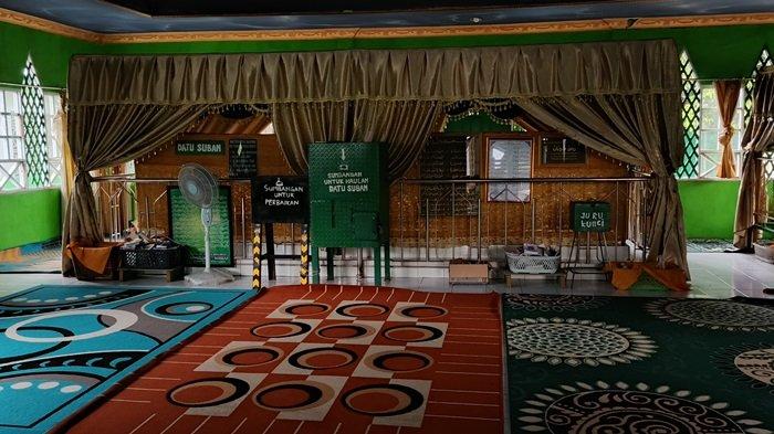 BERSIH-Inilah makam Datu Suban di kubah yang kondisinya bersih dan terawat yang terletak di Desa Tandui, Kecamatan Tapin Selatan, Kabupaten Tapin, Minggu (9/3/2025).