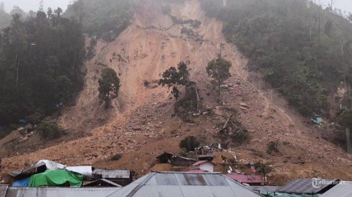 Bencana longsor melanda tambang emas ilegal di Suwawa, Provinsi Gorontalo, Minggu (7/7/2024) mengakibatkan Titik Bor 3 hancur lebur. Rizal awalnya sempat tak percaya jika sang ayah, Syarif Usman menjadi korban akibat longsor tambang emas ilegal di Desa Tulabolo Timur, Kecamatan Suwawa, Kabupaten Bone Bolango, Gorontalo pada Minggu (7/7/2024) lalu.