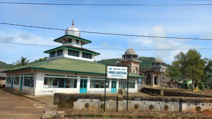 Bupati siapkan dua ekor sapi untuk jemaah Sekumpul yang lewat Tanahlaut, warga antusias