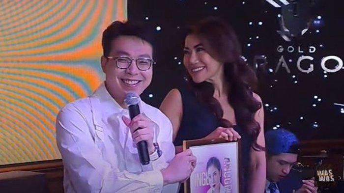 Dokter Richard Lee (kiri) dan Inge Anugrah (kanan).