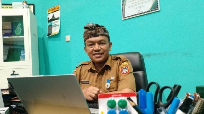 Edi Suhariyono, Kepala SMKN 1 Tapin Selatan.