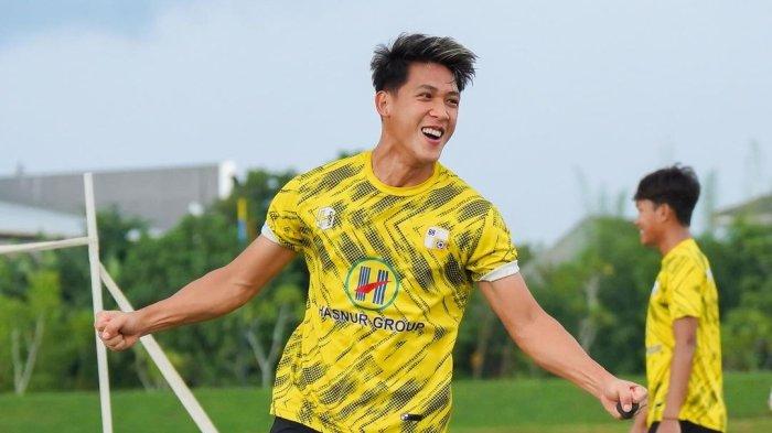 STARTER - Eksel Runtukahu bakal main sejak menit awal saat Barito Putera kontra Bhayangkara FC, Kamis sore (25/4/2024).