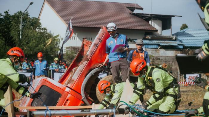 Kompetisi penyelamatan dan pemadam kebakaran berskala regional,