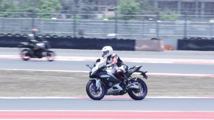 Konsumen Yamaha Jajal All New R15 Connected Series di Sirkuit Mandalika, Rangkaian Shell bLU cRU Yamaha Endurance Festival