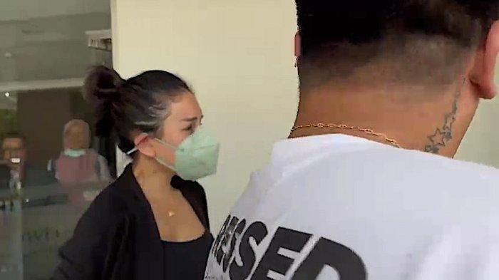 Nikita Mirzani bungkam pasca berhasil membawa pulang Lolly.