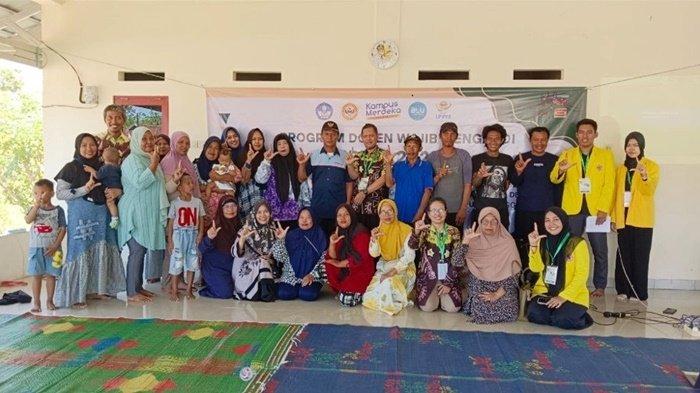 Kegiatan PDWA dari Program Studi Matematika Fakultas MIPA (Matematika dan Ilmu Pengetahuan Alam) Universitas Lambung Mangkurat (ULM) di Kelurahan Guntung Manggis, Kota Banjarbaru.