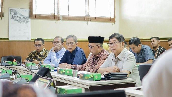 Pansus II DPRD Kalsel pembahas LKPj Kepala Daerah Tahun Anggaran 2023 melakulan studi komparasi ke Badan Pengelola Keuangan dan Aset Yogyakarta, Jumat (26/4/2024).