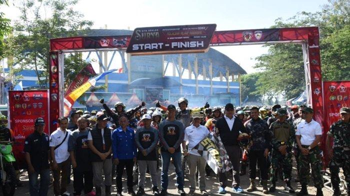 Para Trailers saat di lepas Wakil Bupati HST, Drs H Mansyah Sabri.