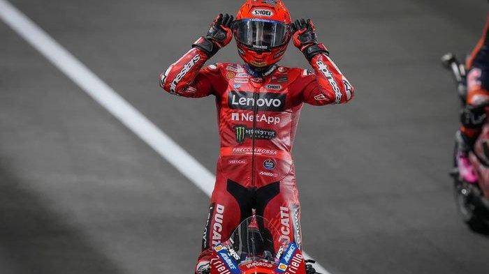 MISI MENANG - Pembalap Ducati Lenovo, Marc Marquez berselebrasi usai memenangkan balapan MotoGP Qatar 2025