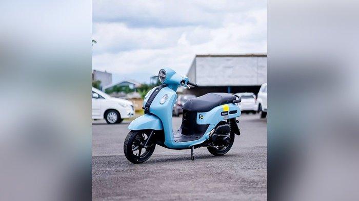 Pilihan Yamaha Fazzio warna hijau tosca dan biru muda menambah tampilan ceria dan sporty.