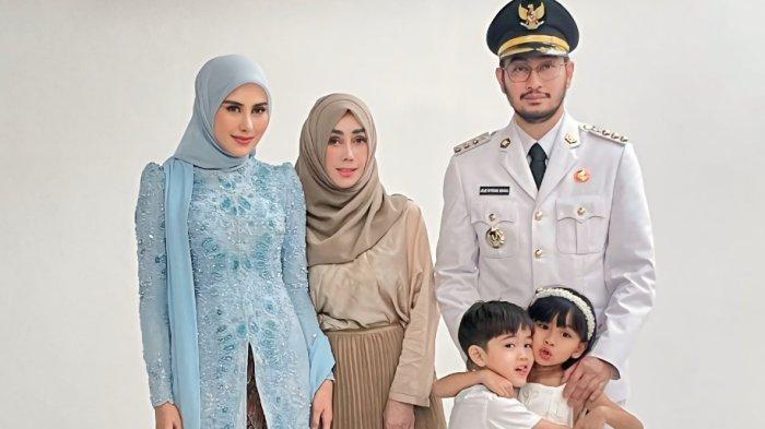 SESI PEMOTRETAN - Potret Amy Qanita bersama Jeje Govinda, Syahnaz dan dua anak mereka dari capture instagram, Jumat (21/2/2025). 