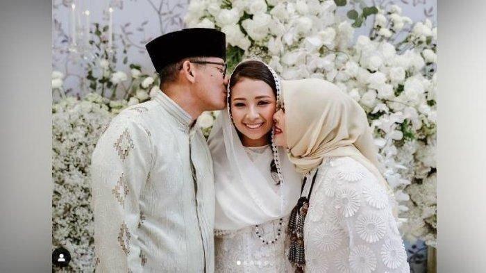 Potret Anneesha Atheera Uno, putri sulung Sandiaga Uno dan Nur Asia Uno, di acara pengajian menjelang hari