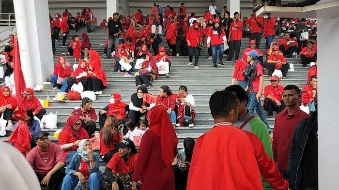 Antusias Peringati Bulan Bung Karno, Pria Asal Pandeglang Gabung Ribuan ...