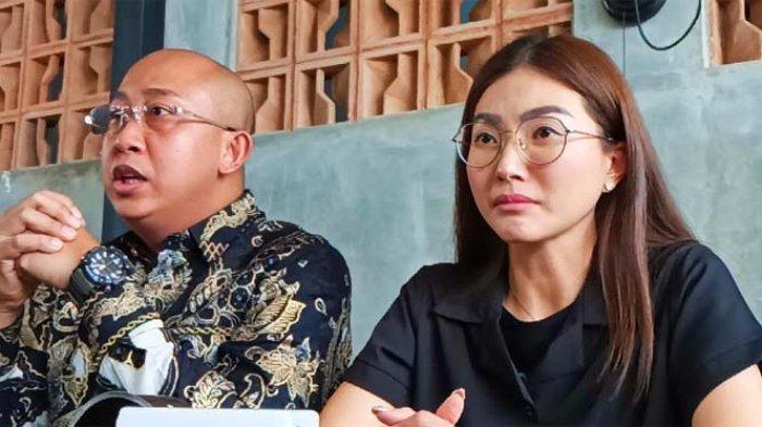 Sarwendah melayangkan somasi terbuka kepada akun-akun media sosial milik warganet, yang selama ini menghujat dirinya dan keluarga.