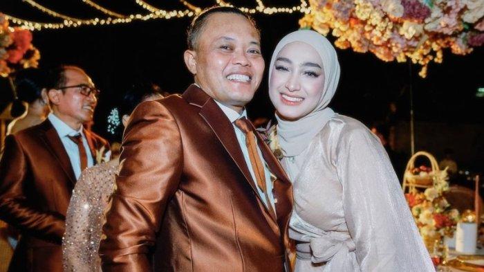 Sule dan Santyka Fauziah.