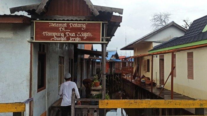 Sungainya Diabadikan dari Tanaman Jeruju, Begini Suasana Kampung Dua ...