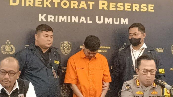 Tersangka kasus kematian Dante anak artis Tamara Tyasmara, Yudha Arfandi saat konferensi pers perilisan di Dirkrimum Polda Metro Jaya Jakarta, Senin (12/2/2024).