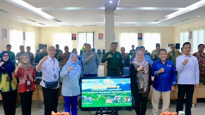 Tim Pakar KNGI melakukan kunjungan ke Geopark Meratus di Kalimantan Selatan, 30 Mei sampai 1 Juni 2024.
 
