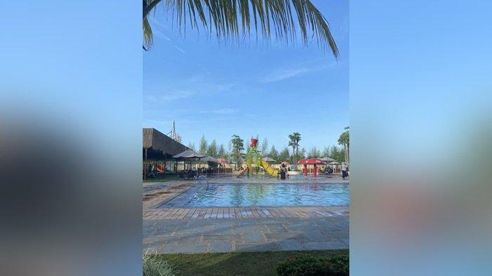 WAHANA AIR - Rekreasi Wahana Air di Palm Mini Waterpark Banjarbaru, Ada Fasilitas Mandi Busa. Satu lagi alternatir tempat rekreasi keluarga di kawasan Banjarbaru, Kalimantan Selatan  yakni Palm Mini Waterpark bisa jadi rekomendasi untuk hiburan dan juga berolah raga. 