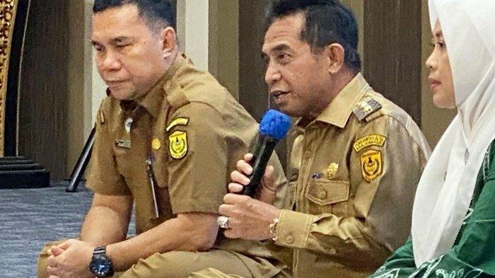 Wakil Wali Kota Banjarmasin, Arifin Noor, membuka kegiatan sunatan massal di Aula Kayuh Baimbai pada momen Peringatan Hari Anak Nasional 2023.