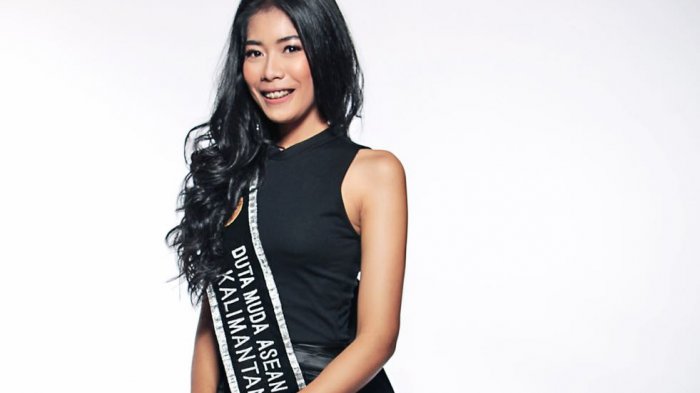 Duta Muda ASEAN 2017 Ini Selalu Bangga Kenakan Baju Adat Banjar