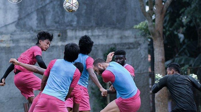 Link Nonton Streaming Indosiar Arema FC vs Dewa United via TV Online ...