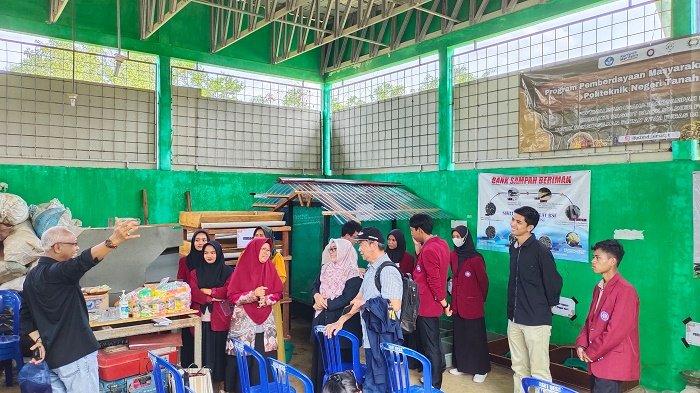 KEGIATAN Monev P2MD oleh Tim Penilai di Desa Tirta Jaya, Sabtu (18/11/2023).